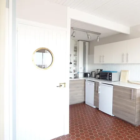 Apartment L'oceania Joli 3 Personnes Au Pied De La Grande Saint-Gilles-Croix-de-Vie