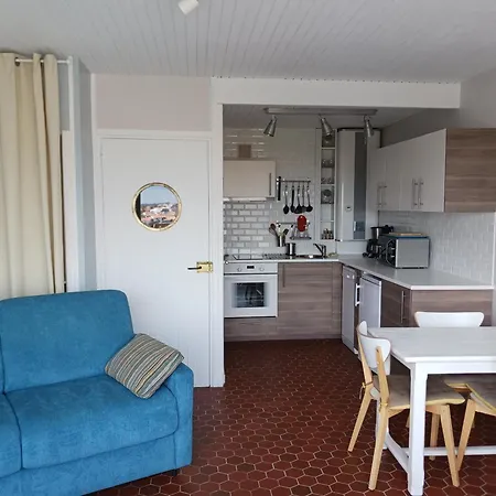 L'oceania Joli 3 Personnes Au Pied De La Grande *